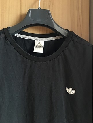 Adidas tshirt