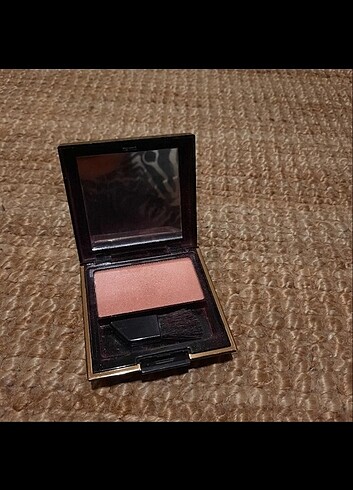 Catherine Arley Compact Blusher Allık