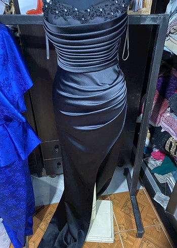 Siyah İşlemeli Uzun Abiye Elbise - Görsel 2