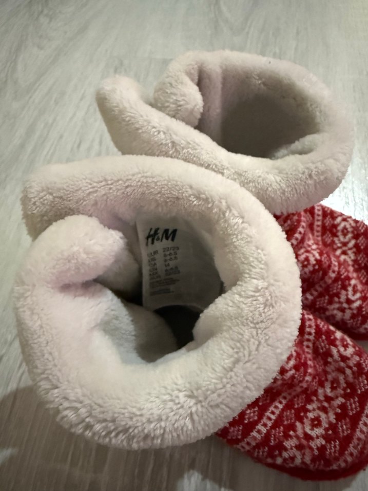 Kız Çocuk Kırmızı Nakışlı Sıcak Ev Terliği - Görsel 2