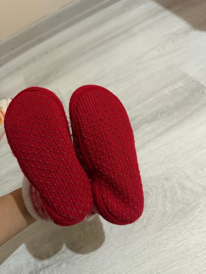 Kız Çocuk Kırmızı Nakışlı Sıcak Ev Terliği - Görsel 4