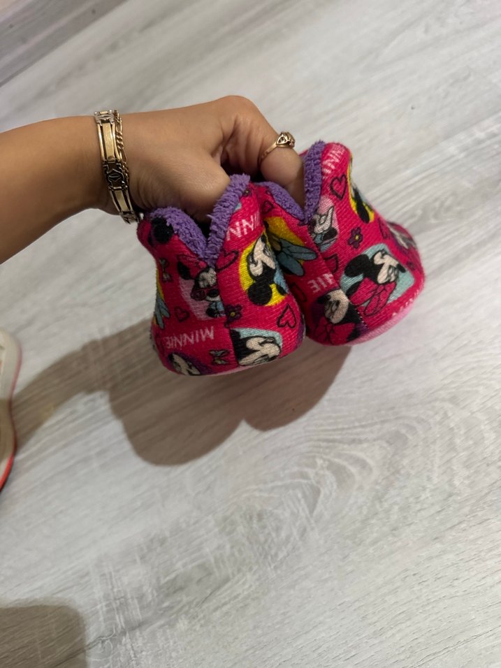 Kız Çocuk Renkli Örgü Sıcak Ev Terliği - Görsel 3