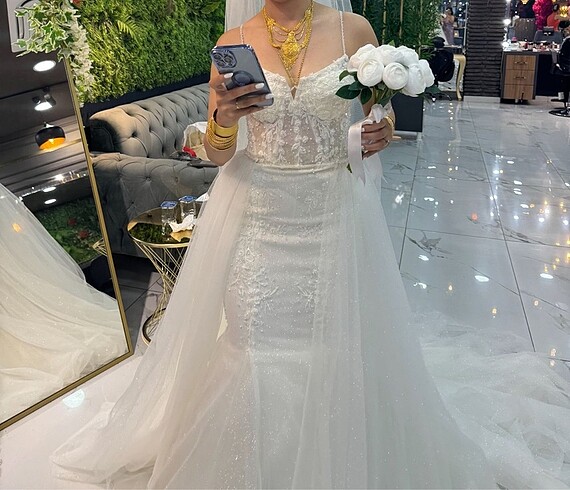 Oleg cassini gelinlik - Görsel 6