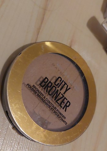Maybelline Bej City Bronzer Allık