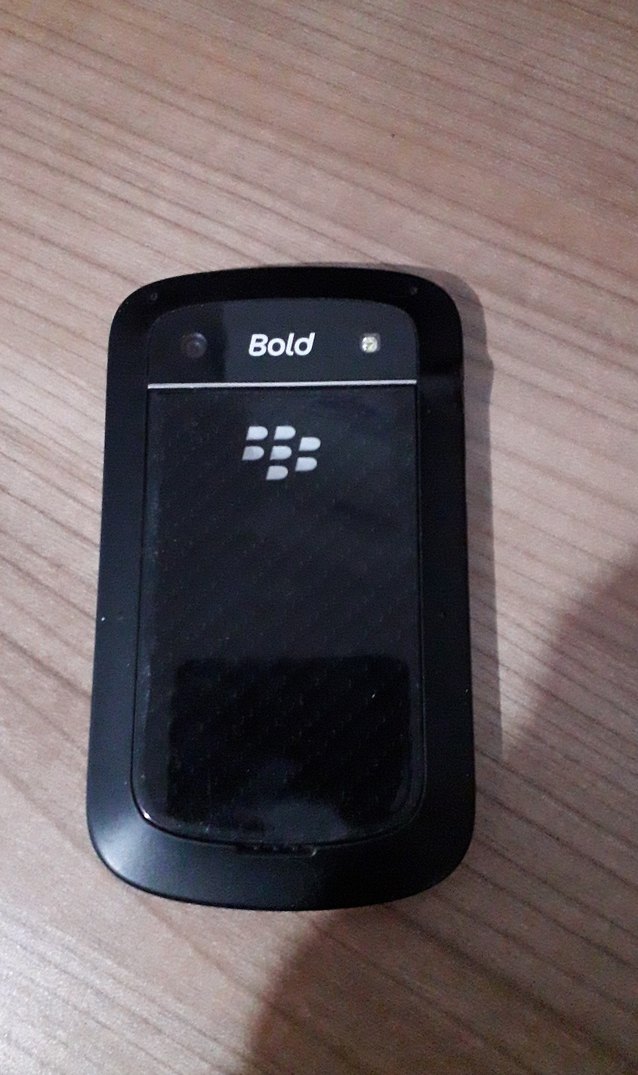 Siyah BlackBerry QWERTY Tuşlu Telefon - Görsel 2