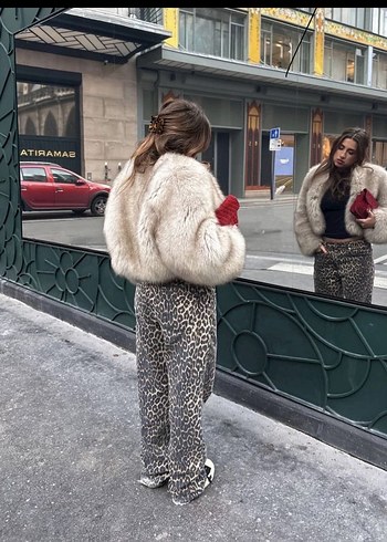 Bej Kadın Suni Kürk Midi Ceket - Görsel 3