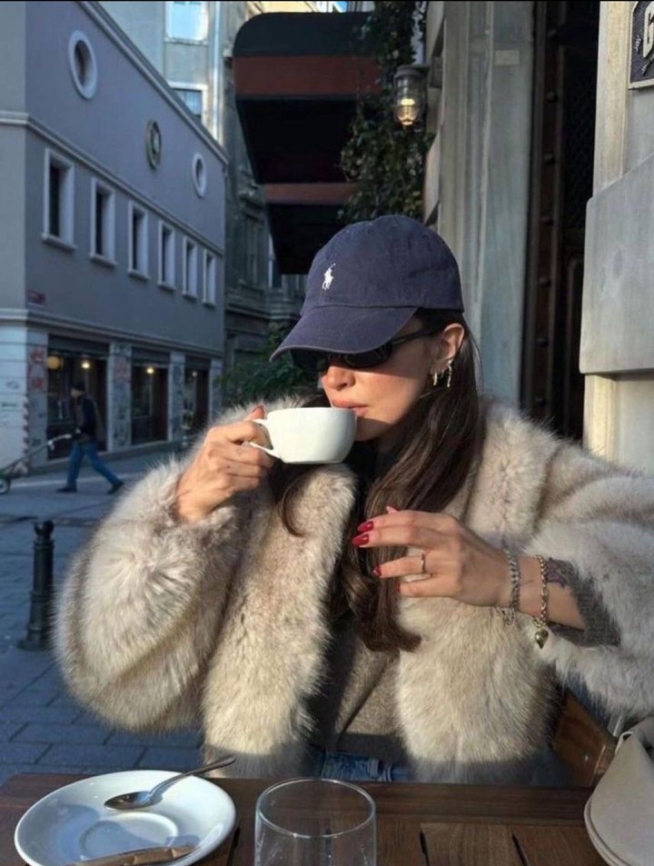 Bej Kadın Suni Kürk Midi Ceket - Görsel 4