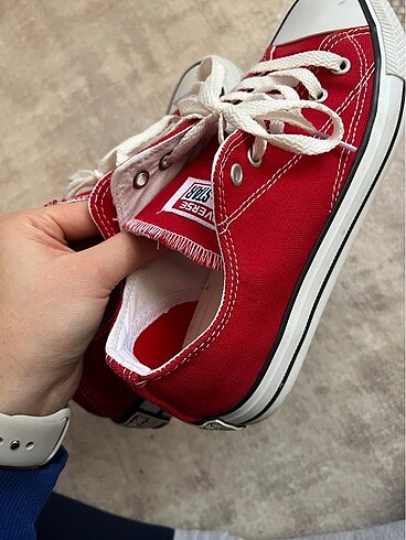 38 Beden Kırmızı converse