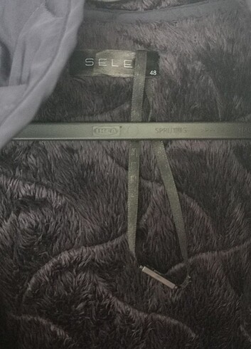 Diğer SELEN Kapitone mont