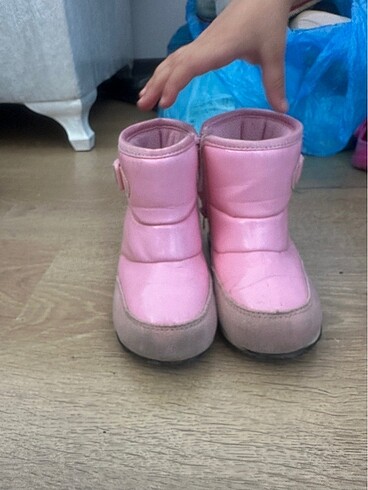 23 Beden Nike bebek botu