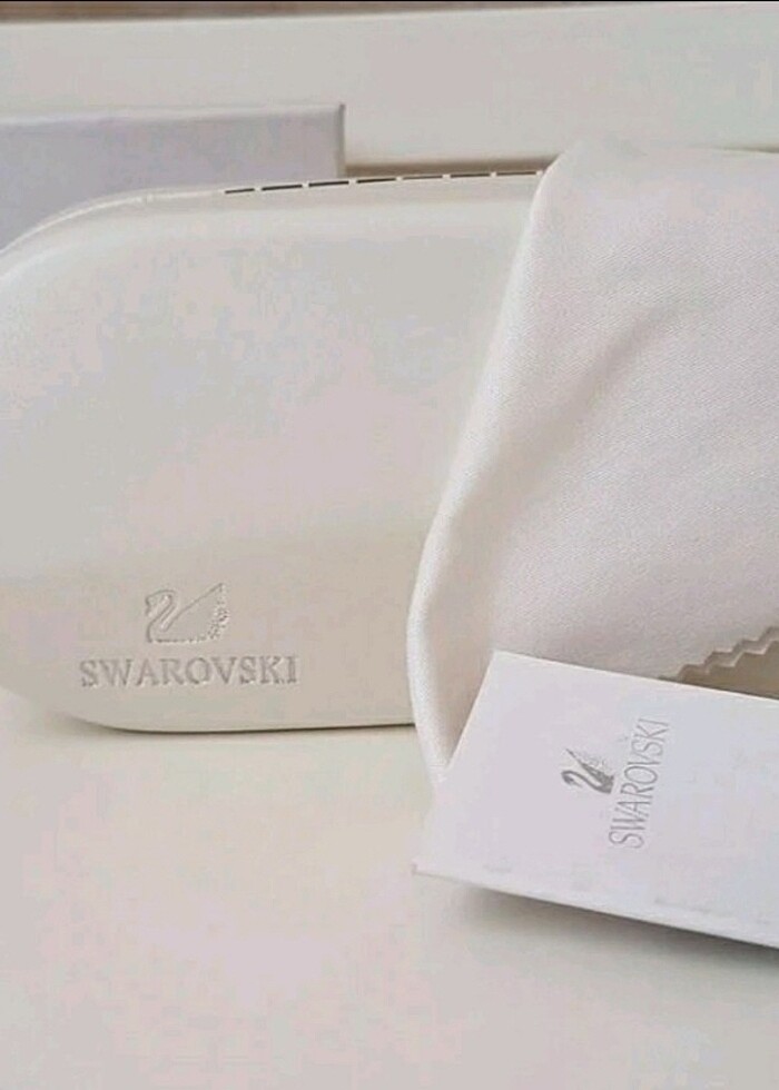 Gözlük kabı Swarovski  - Görsel 2