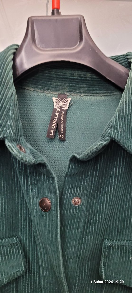 Düğmeli Koyu Yeşil Kadife Kadın Gömlek - Görsel 2