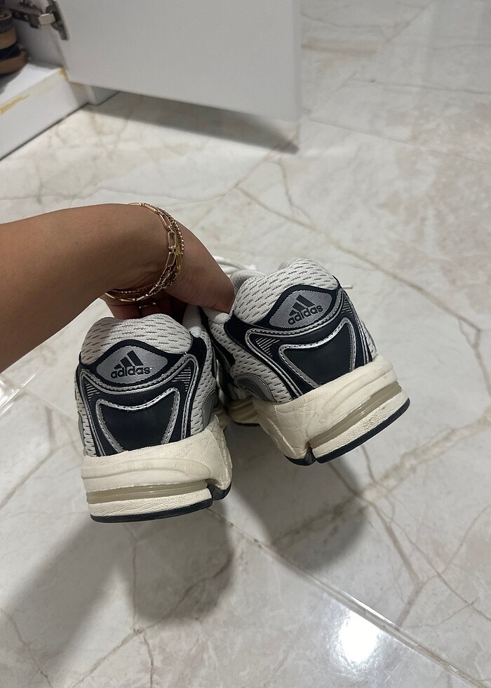 Adidas orjinal spor ayakkabı - Görsel 4