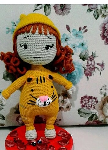 Amigurumi örgülü bebek