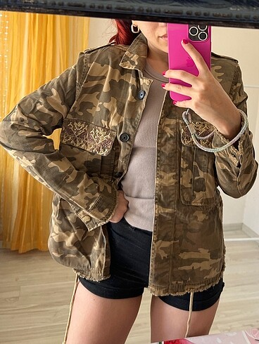 Bershka Ceket