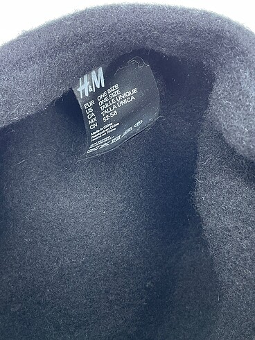 Beden H&M Bere %70 İndirimli.