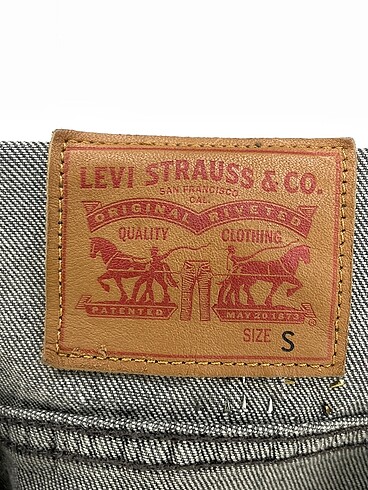 s Beden çeşitli Renk Levis Kot Ceket %70 İndirimli.