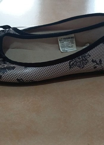 LC Waikiki Dantel Detayli Yilan Desenli Kadin Dolgu Topuk Ayakkabi