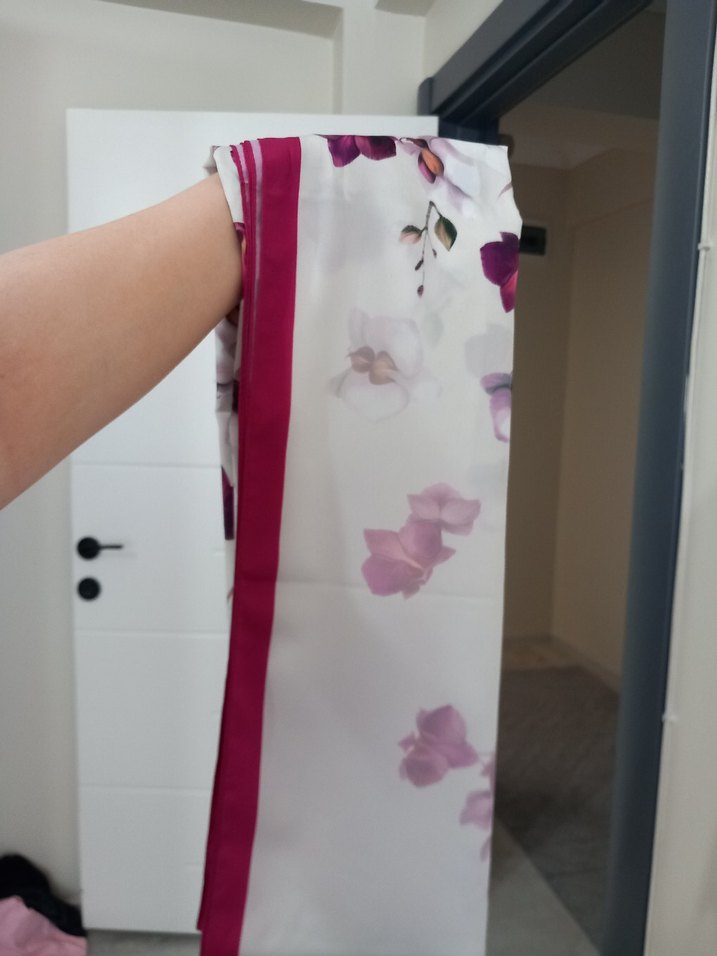 Desenli Kadın Şal - Görsel 2