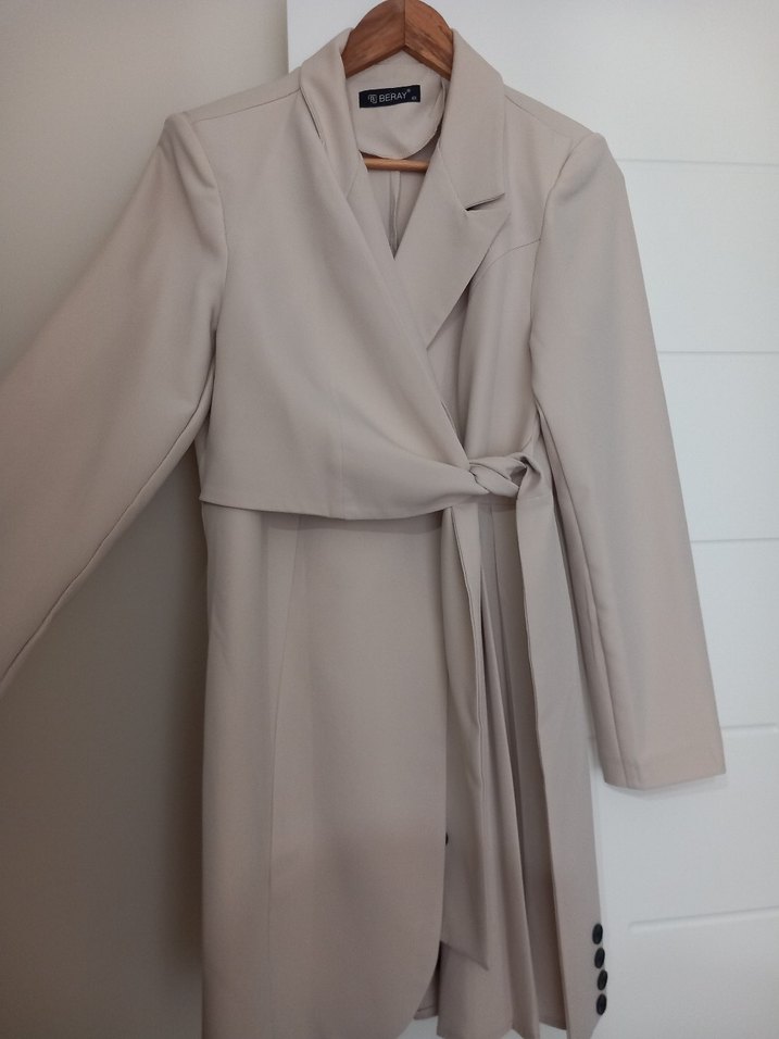 Bej Kadın Uzun Trench Coat Düğmeli - Görsel 4