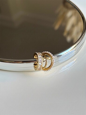 Earcuff