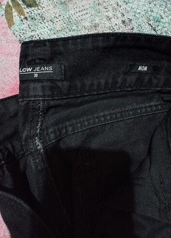LC Waikiki Lcw Mom
