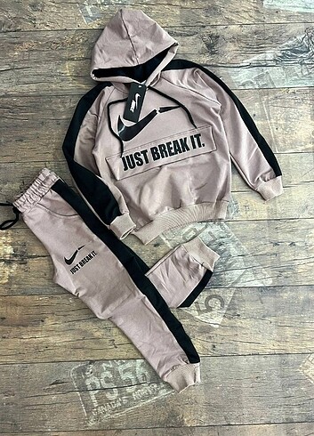 Nike kapşonlu Takım 