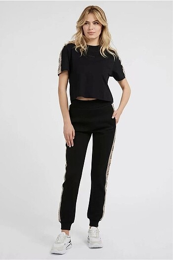 Guess GUESS MARKA İKİLİ TAKIM YENİ SEZON