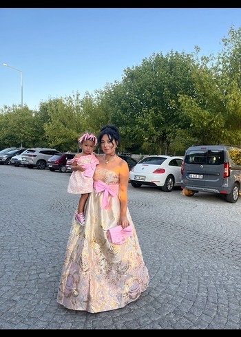 Pembe Dantel Detaylı Straplez Bohem Uzun Abiye - Görsel 3