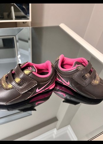 Kız Çocuk Kahverengi Cırt Cırtlı Spor Ayakkabı - Görsel 3