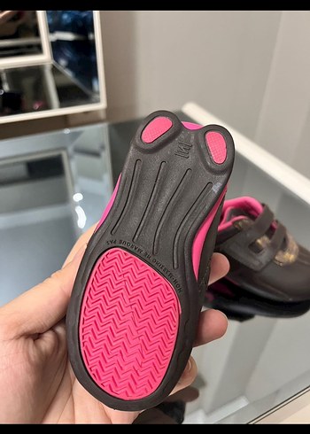 Kız Çocuk Kahverengi Cırt Cırtlı Spor Ayakkabı - Görsel 4