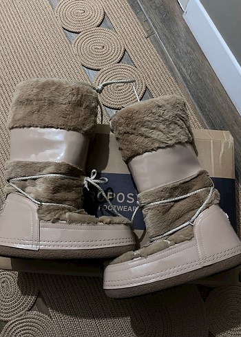 Bej Süet Kürklü Dolgu Topuk Kadın Bot - Görsel 6