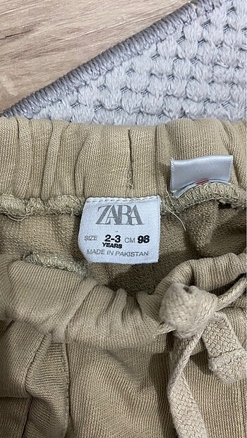 24-36 Ay Beden Zara pantolon