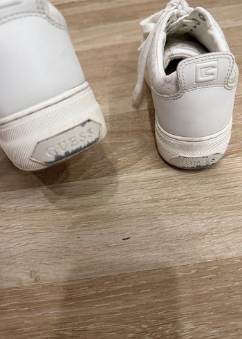 Guess spor ayakkabı - Görsel 2