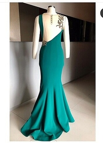 Zümrüt yeşili tasarım gece  abiye elbise - Görsel 5