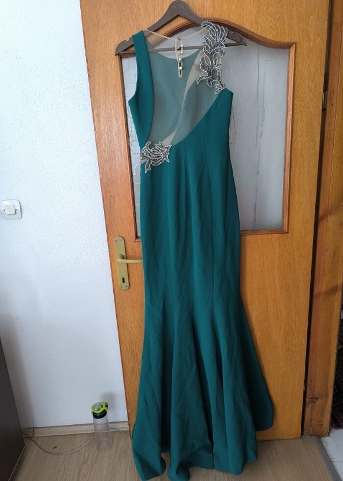 Zümrüt yeşili tasarım gece  abiye elbise - Görsel 3
