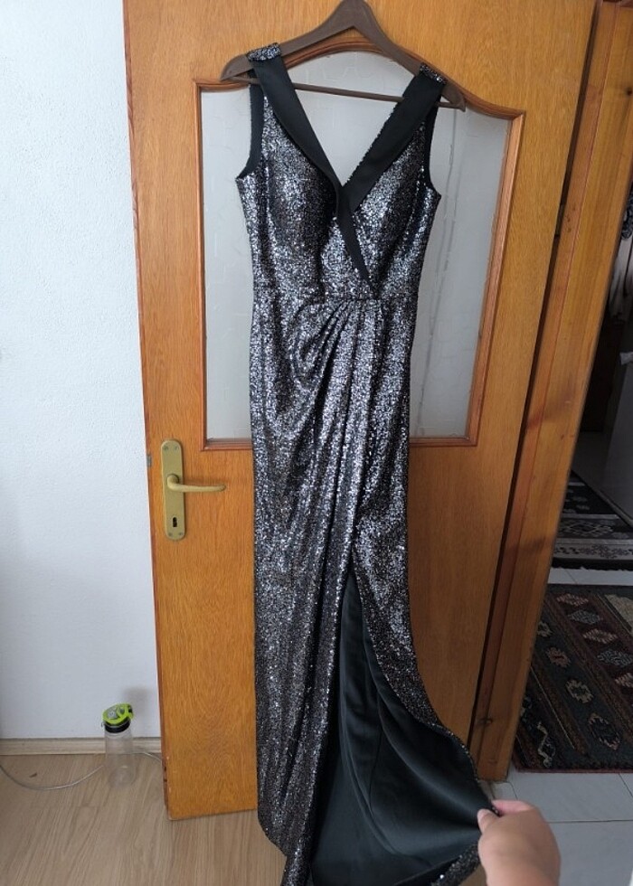 Şık gece abiye elbise - Görsel 2