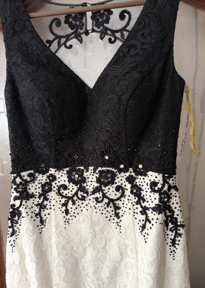 Siyah beyaz şık gece abiye elbise - Görsel 2