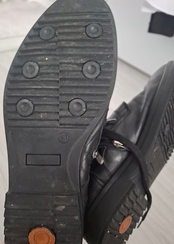 Siyah Tokalı Erkek Botu - Görsel 3