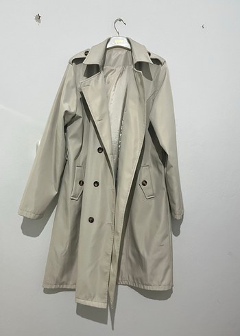 Bej Uzun Düğmeli Kadın Trençkot - Görsel 2