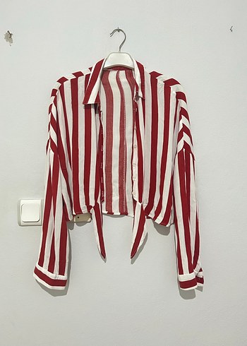Kırmızı Çizgili Bağlamalı Kadın Gömlek - Görsel 2
