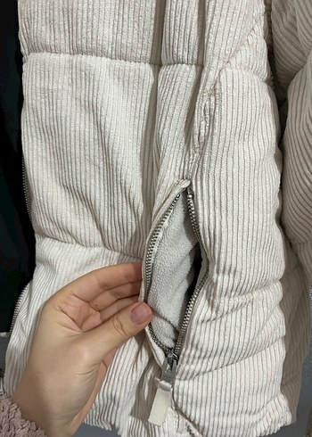 Yüksek Yakalı Kadın Mont - Görsel 3