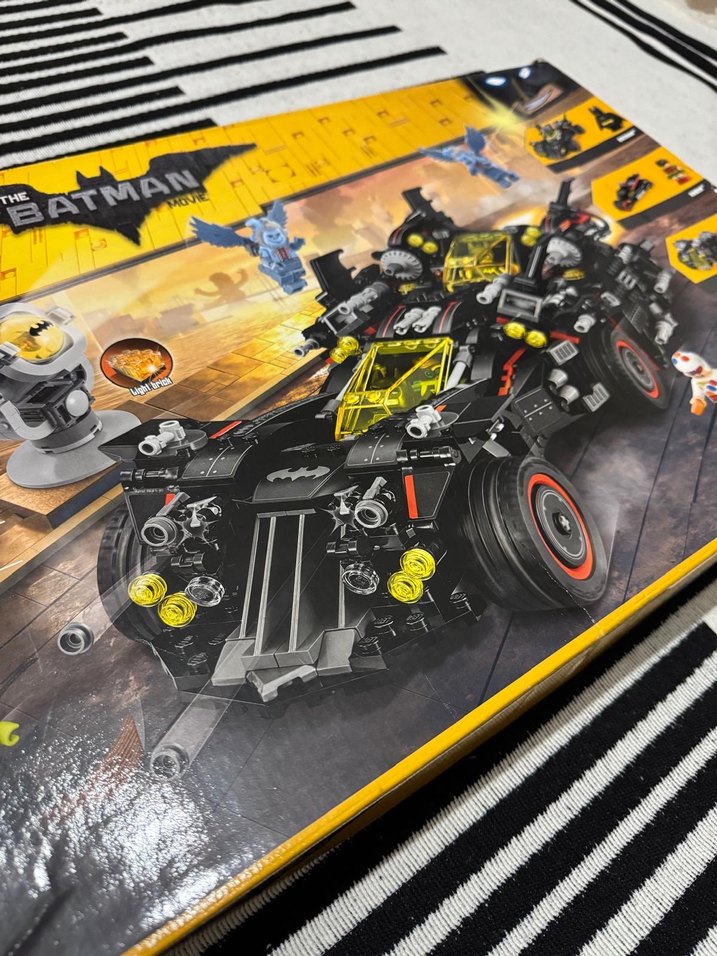 LEGO Batman Batmobile 70917 Seti - Görsel 5