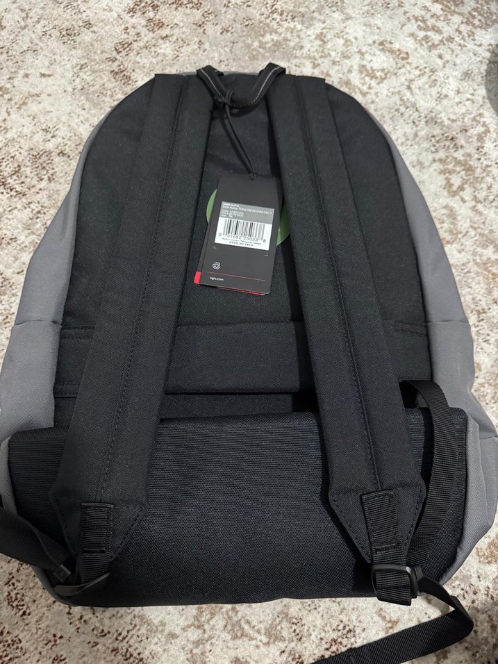 Gri Fermuarlı Kadın Sırt Çantası - Görsel 2