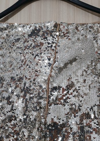 Gümüş Parlak Uzun Kadın Etek - Görsel 4