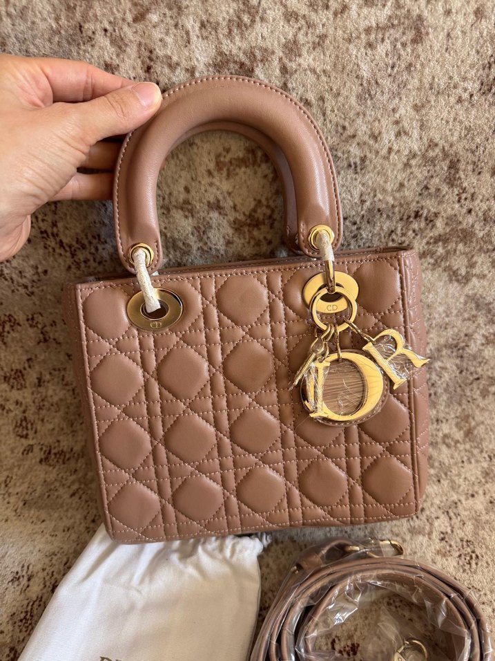 Dior Bej Kapitone El Çantası — görsel 7/8