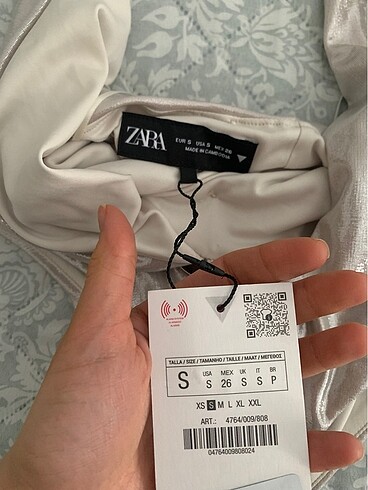 s Beden ten rengi Renk Zara bluz etiketli