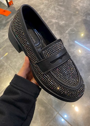 Yüksek Topuklu Siyah Payetli Kadın Loafer