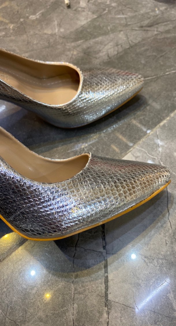 Gri Metalik Yılan Desenli Stiletto - Görsel 2