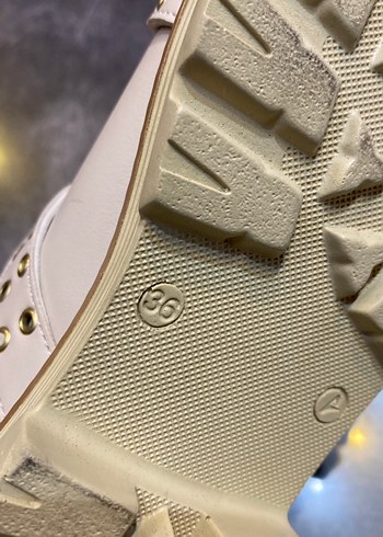 Beyaz Tokalı Platform Topuklu Kadın Sandalet - Görsel 5